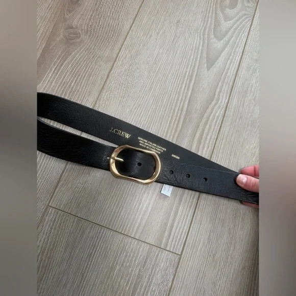 J. Crew Oval buckle belt in Italian leather black - Picture 4 of 9